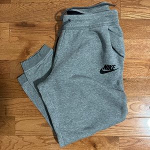 Nike Woman’s joggers Athletic Grey Sweatpants XL